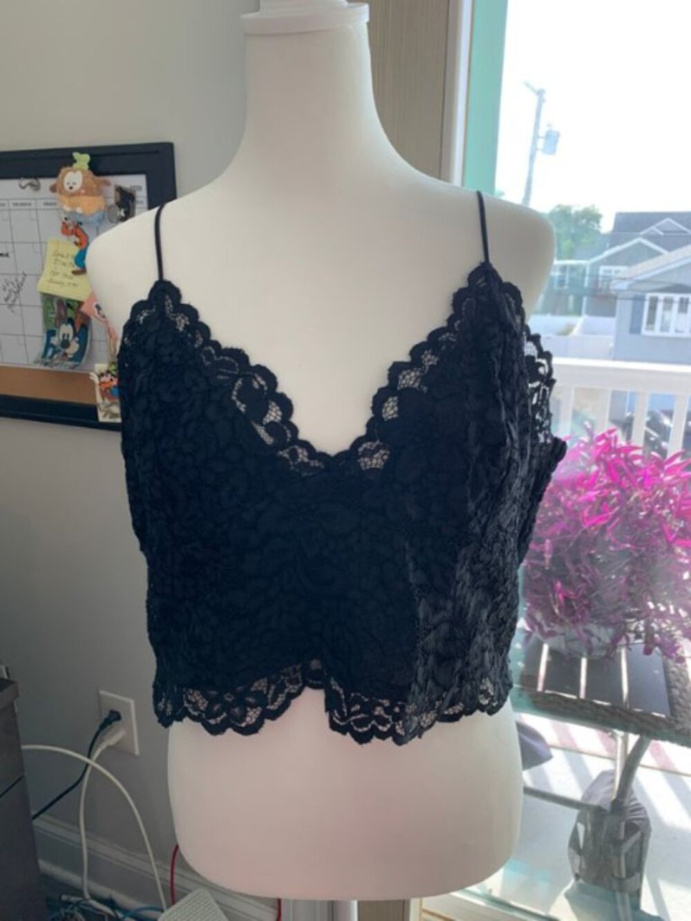 Express Black Lace V-Neck Cropped Cami Top Smocked Back XL